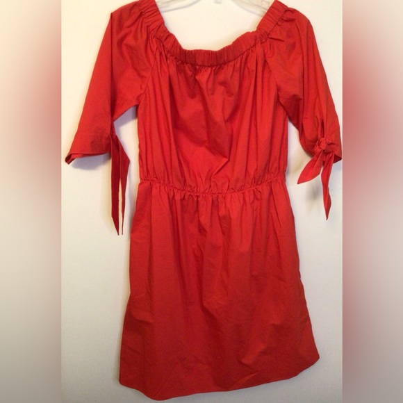 NWT H&M red Off shoulder dress size 12 - Picture 3 of 6